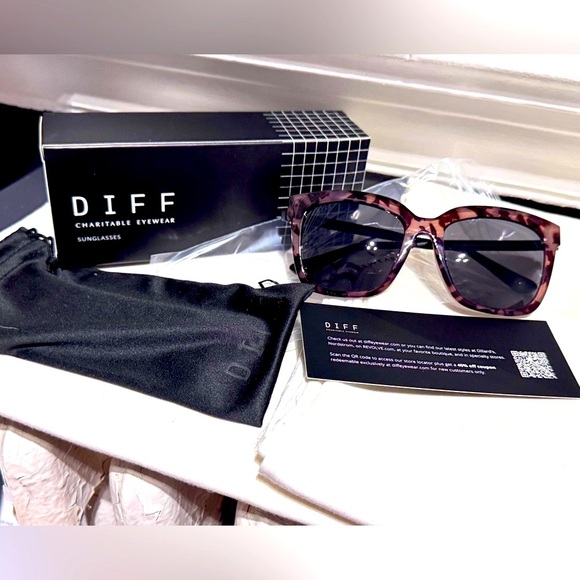 😎 Stylish Stunning Diff Charitable Hailey Himalyan Tortoise Sunglasses Brand New - Picture 1 of 16